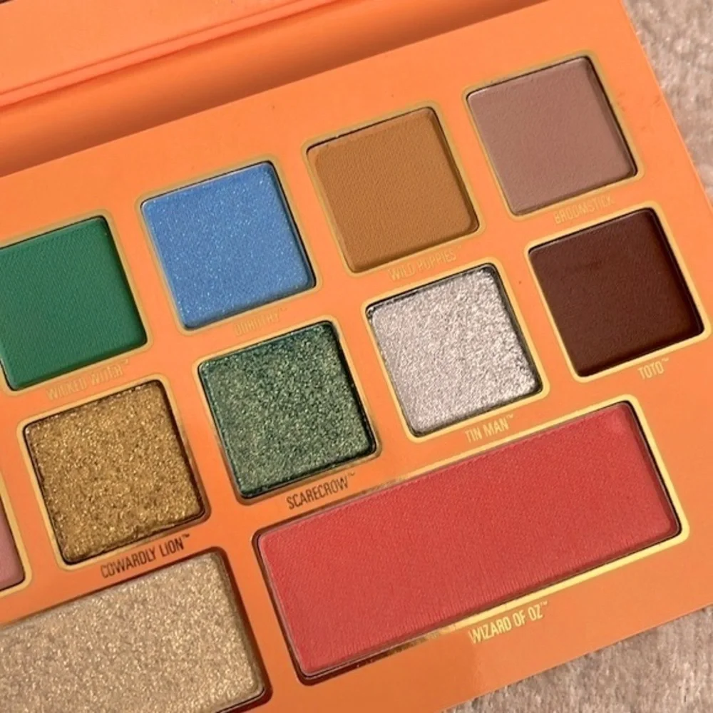 Brand New Kylie Cosmetics Wizard of Oz Face Palette Eyeshadow Blush Highlighter